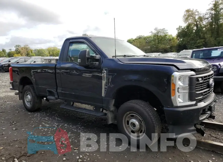 1FTBF2BA6PED24317 Photo# 4
