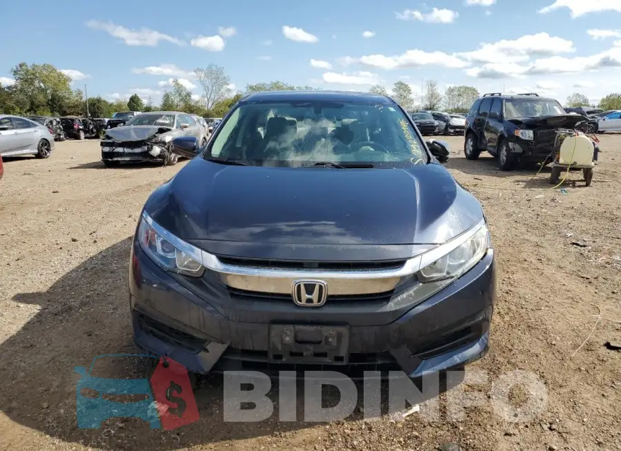 19XFC2F72GE056864 Photo# 5