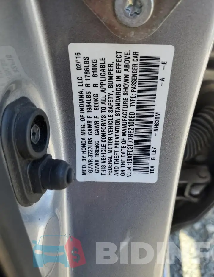 19XFC2F77GE210680 Photo# 12