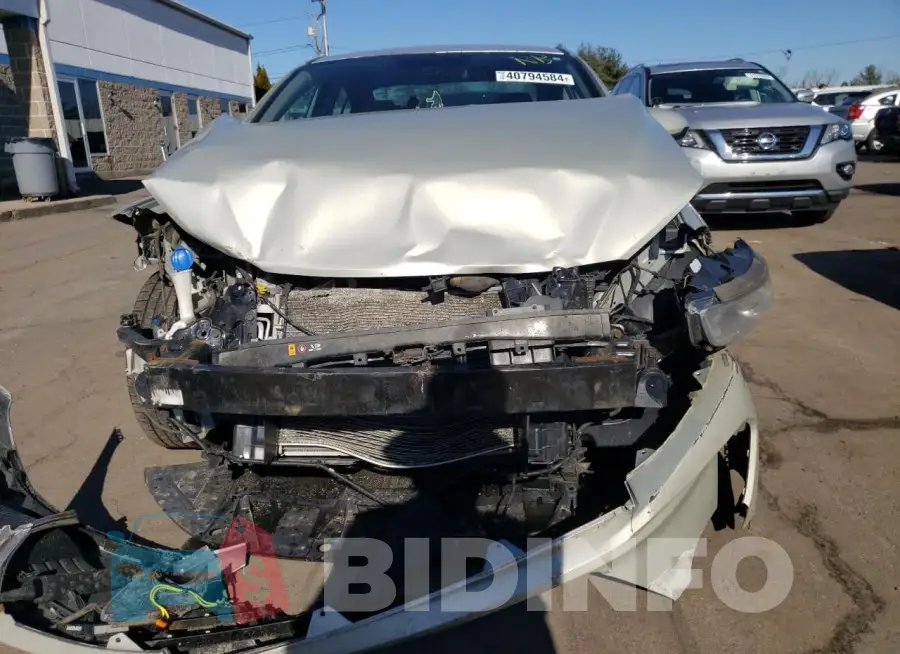 5NPD84LF4HH002916 Photo# 5