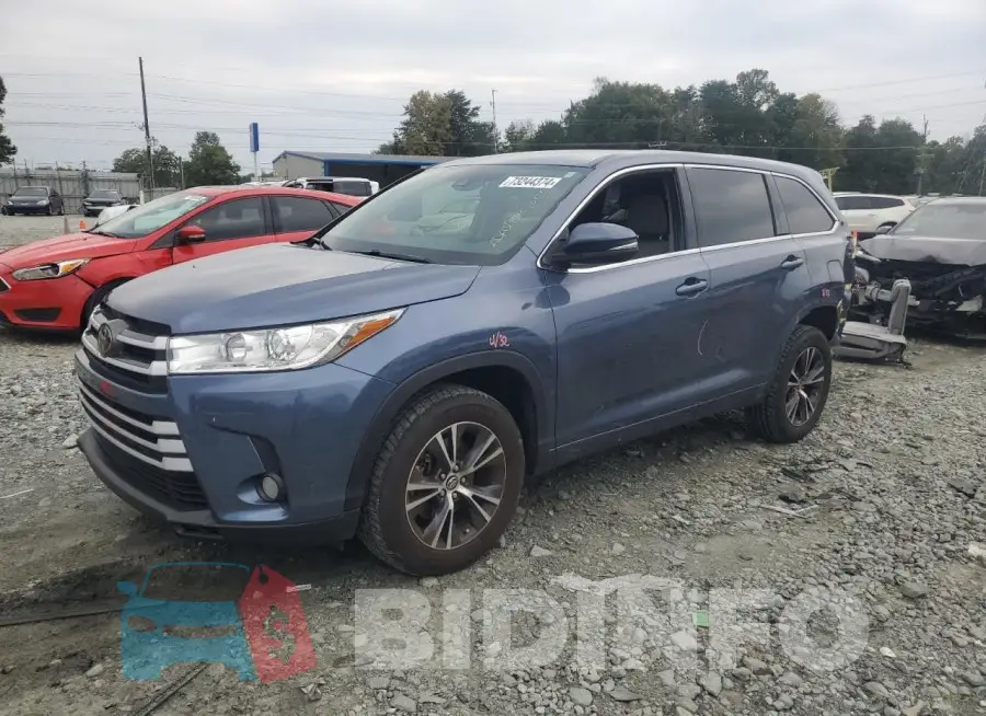 5TDZZRFH8JS270624 Photo# 1