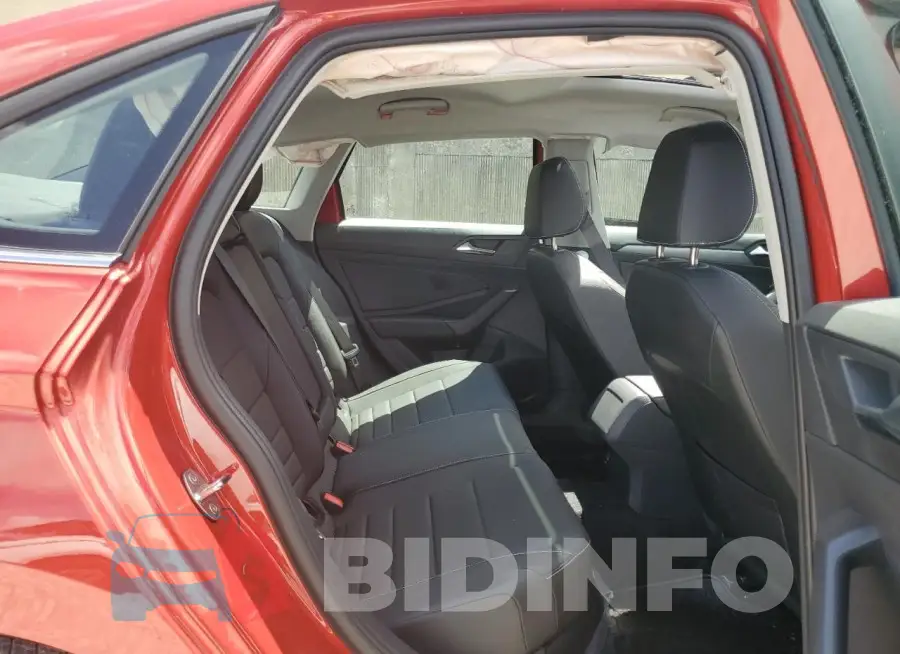 3VW7M7BU6RM056804 Photo# 10