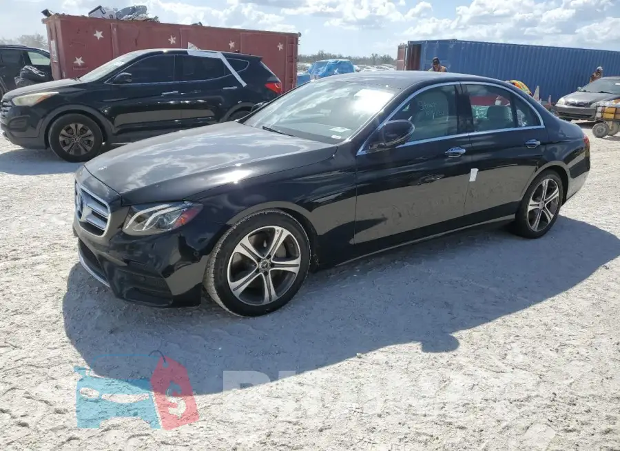WDDZF8DB9LA706419 Photo# 1