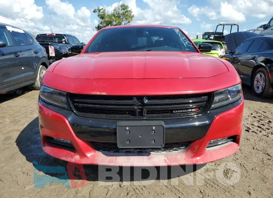 2C3CDXJG7FH919556 Photo# 5