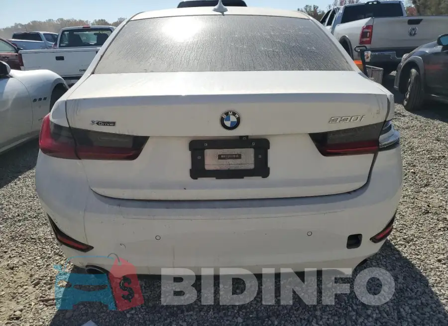 3MW5R7J09L8B15643 Photo# 6
