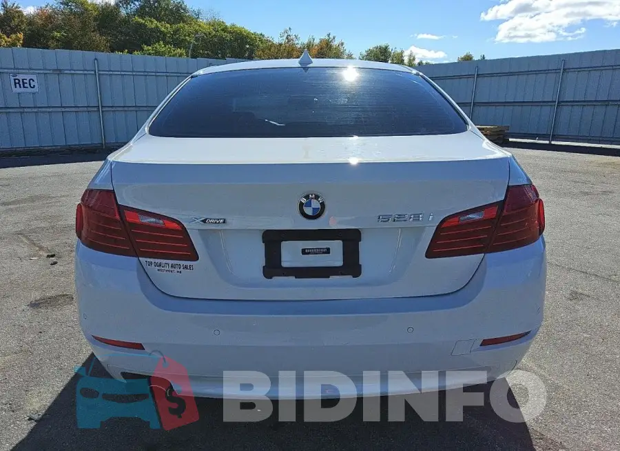 WBA5A7C57FG143401 Photo# 6