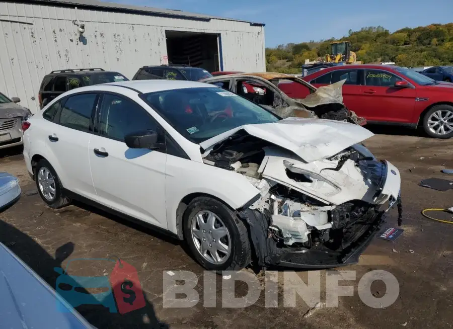 1FADP3E2XHL221713 Photo# 4