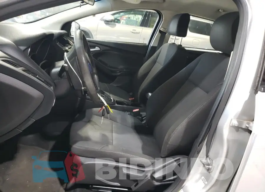 1FADP3F24HL237842 Photo# 7