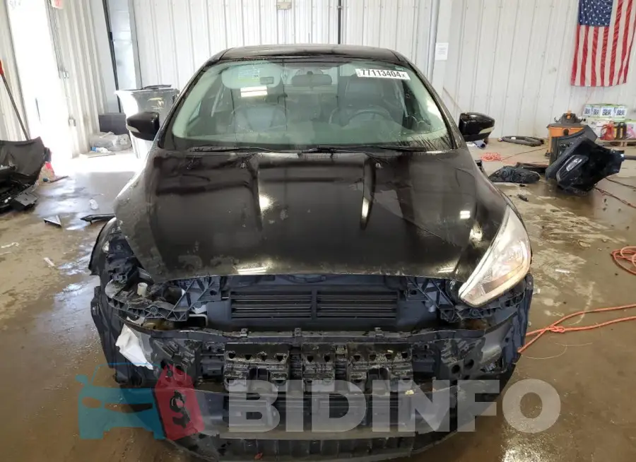 1FADP3J2XJL225529 Photo# 5