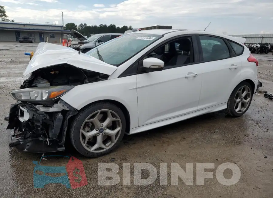 1FADP3L99GL232541 Photo# 1
