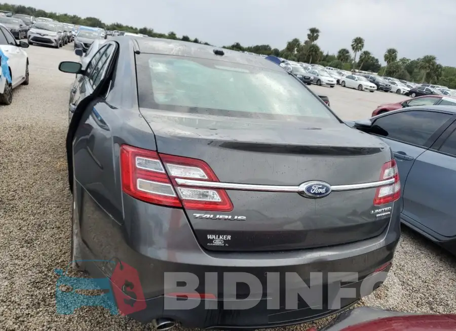 1FAHP2F80JG134318 Photo# 6