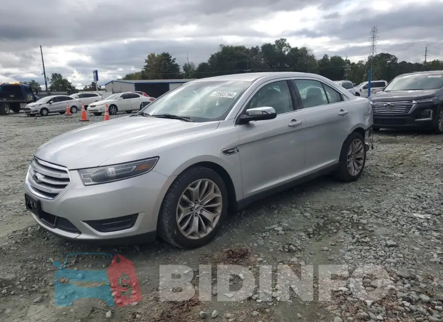 1FAHP2F86FG103047 Photo# 1