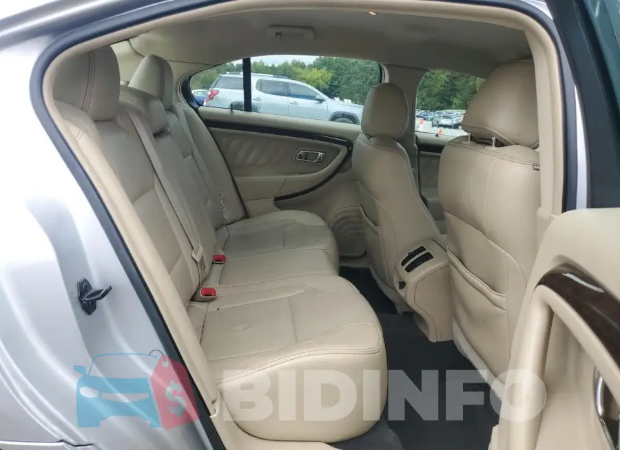 1FAHP2F86FG103047 Photo# 10