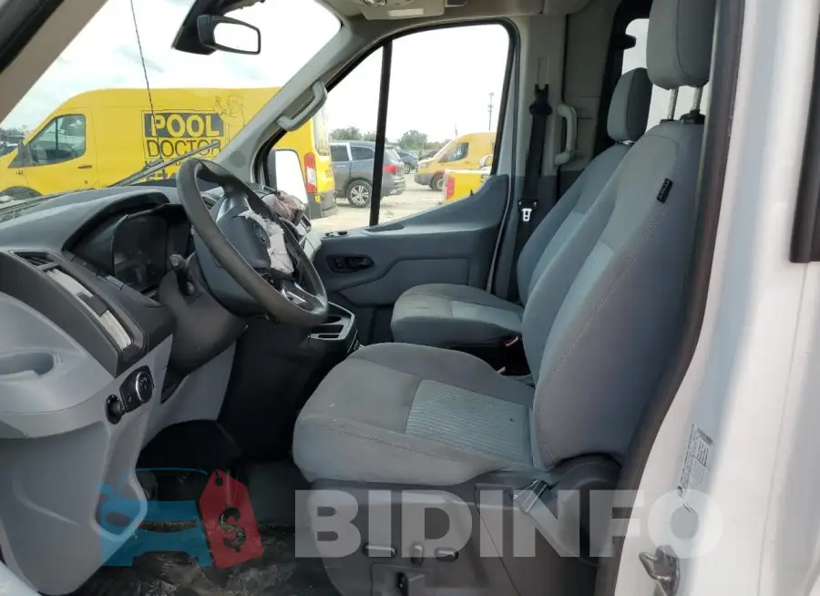 1FBAX2CV6HKB32588 Photo# 7