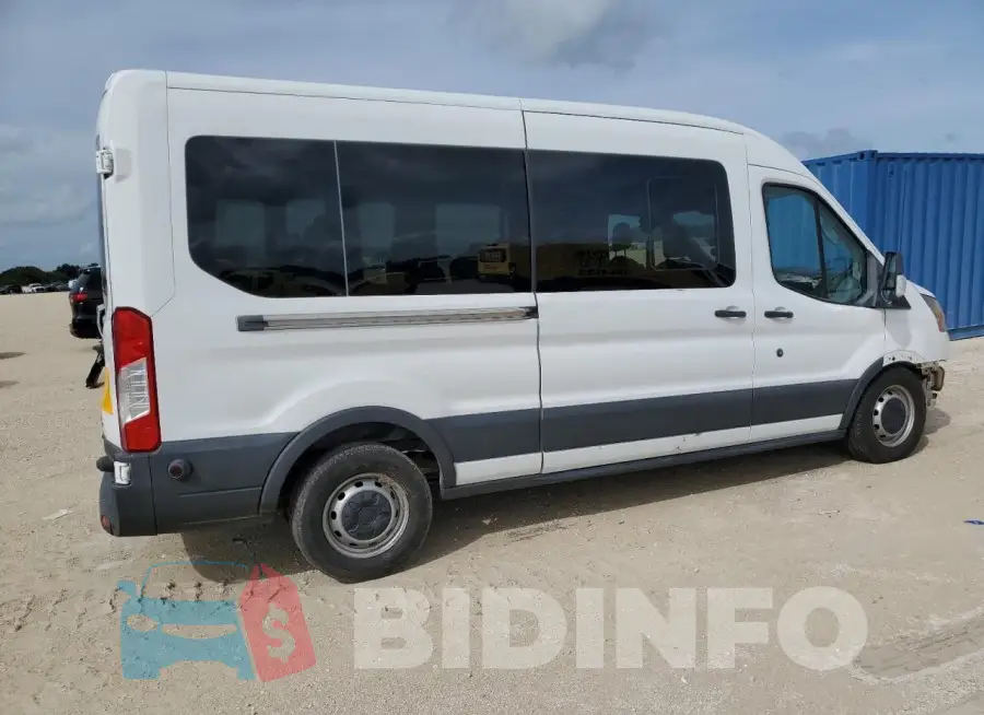 1FBAX2CV6HKB32588 Photo# 3