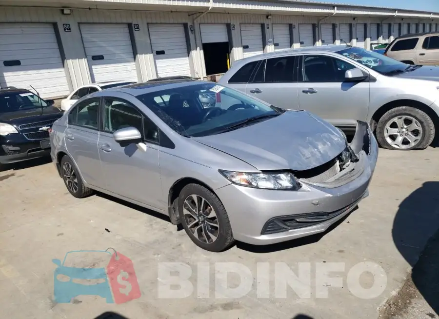 19XFB2F83FE019462 Photo# 4