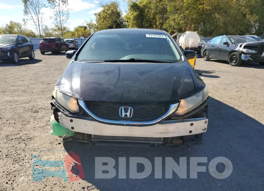 2HGFB2F44FH020168 Photo# 5
