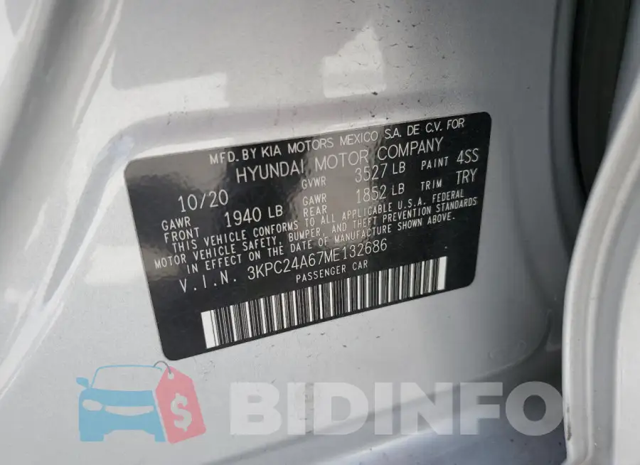 3KPC24A67ME132686 Photo# 13