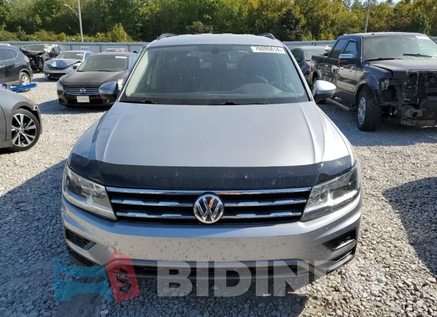 3VV3B7AX0LM120797 Photo# 5