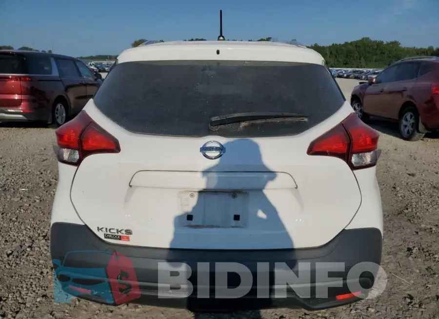 3N1CP5CU7KL492832 Photo# 6