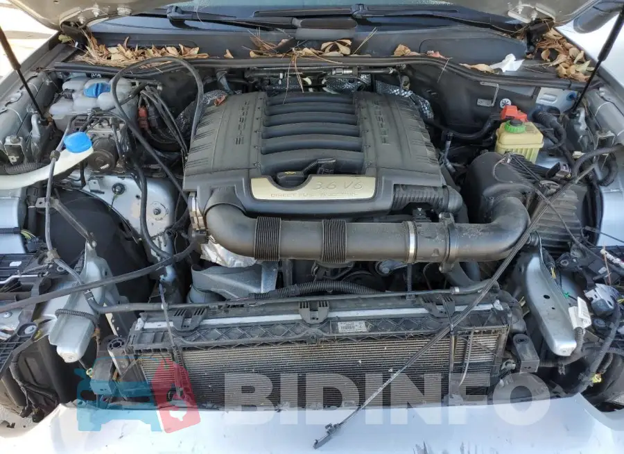 WP1AA2A21HKA87077 Photo# 11