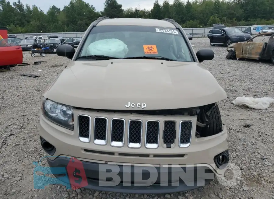 1C4NJCBA4GD765015 Photo# 5