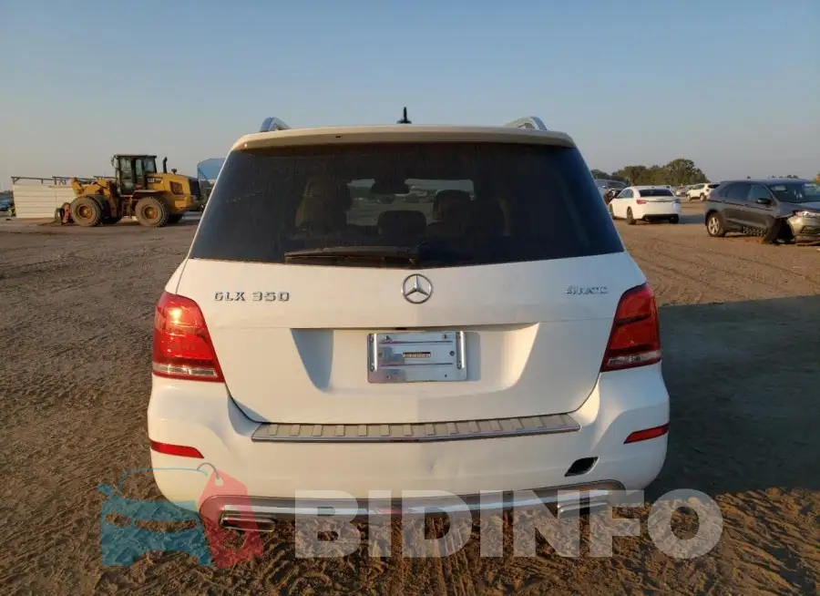 WDCGG8JB3FG422850 Photo# 6