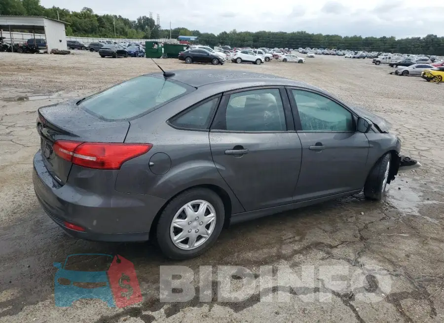 1FADP3E26GL372188 Photo# 3