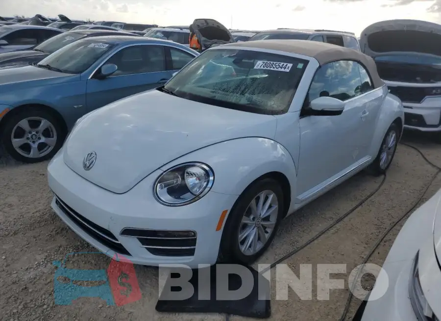 3VW5DAAT3JM516521 Photo# 1