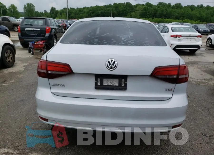 3VW167AJ9HM223176 Photo# 6