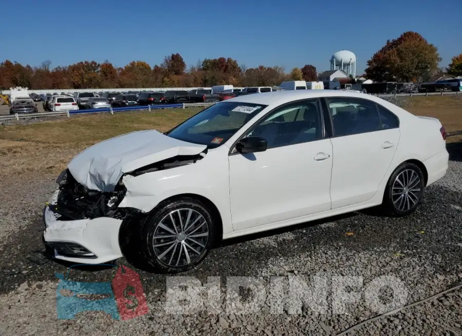 3VWD17AJ1FM425857 Photo# 1
