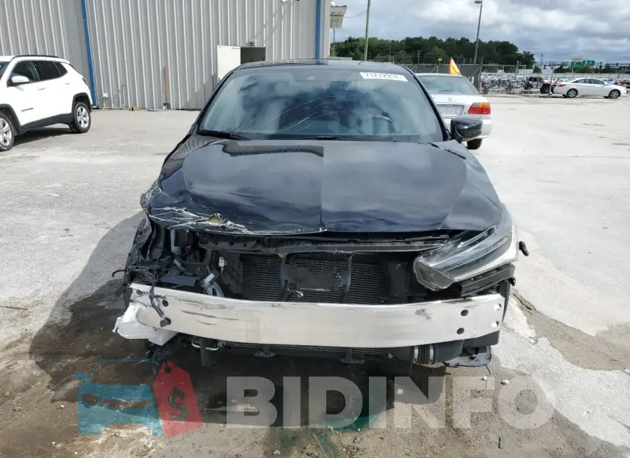 19UDE2F80NA001759 Photo# 5