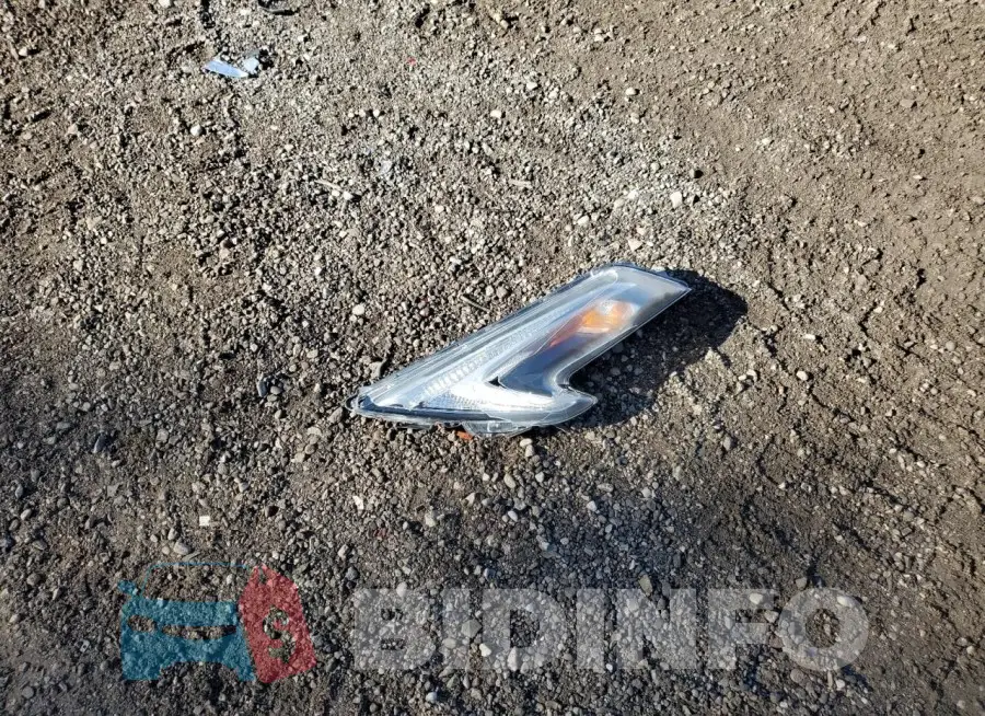 JN8AF5MV3FT565201 Photo# 13