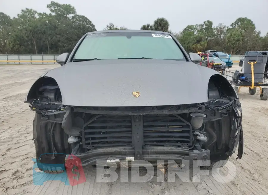 WP1AA2A21GLA03994 Photo# 5