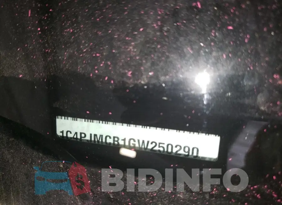 1C4PJMCB1GW250290 Photo# 13