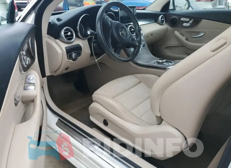 WDDWJ4KB4JF675593 Photo# 8