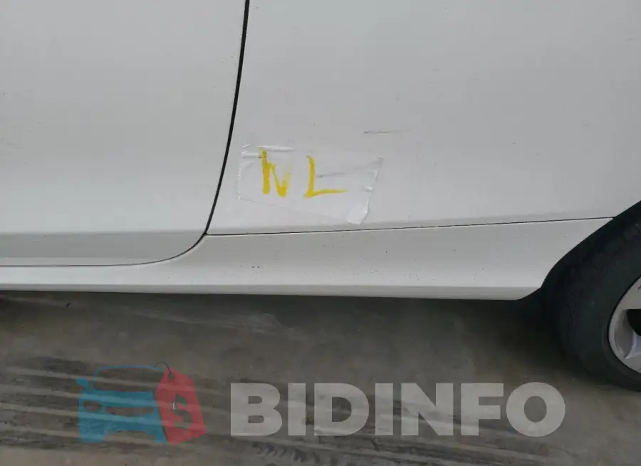 WDDWJ4KB4JF675593 Photo# 12