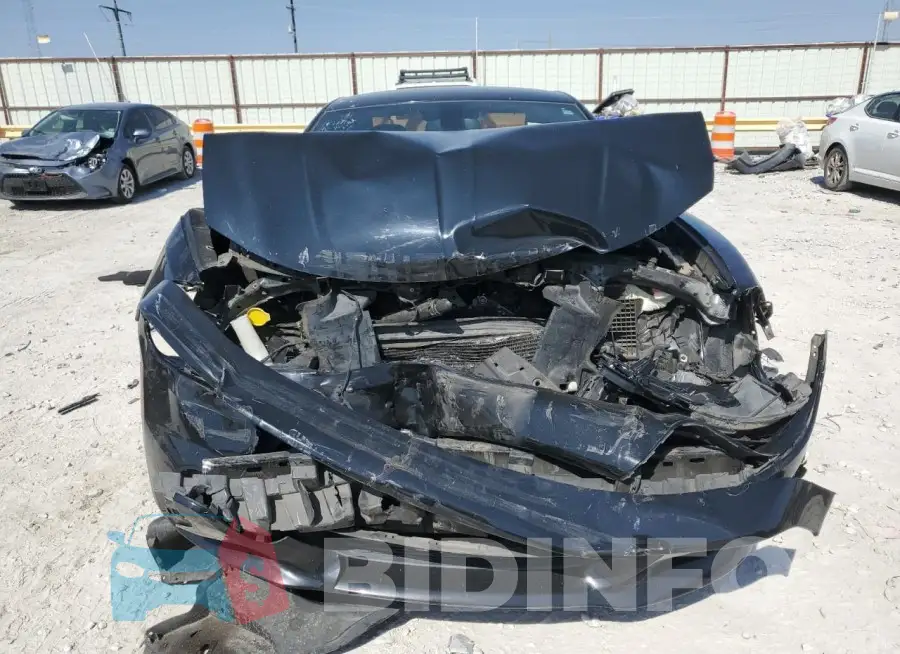 2C3CDXBG8FH716335 Photo# 5