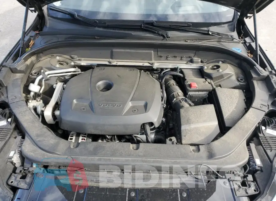 LYVA22RKXKB302111 Photo# 12