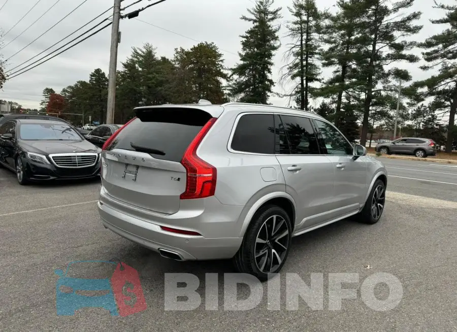 YV4A22PK5M1681383 Photo# 3
