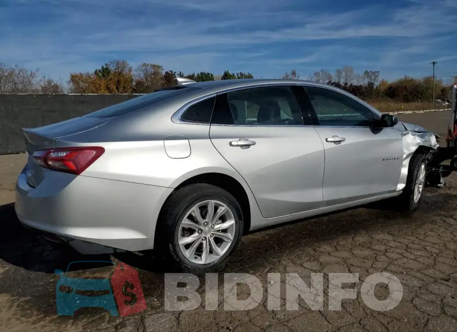 1G1ZD5ST2NF125417 Photo# 3