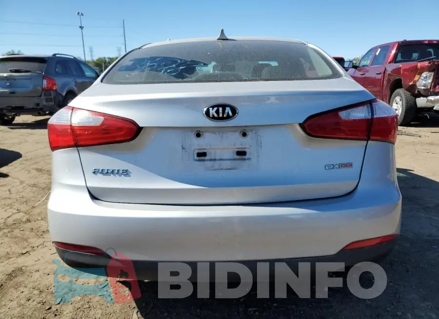 KNAFX4A82F5332628 Photo# 6