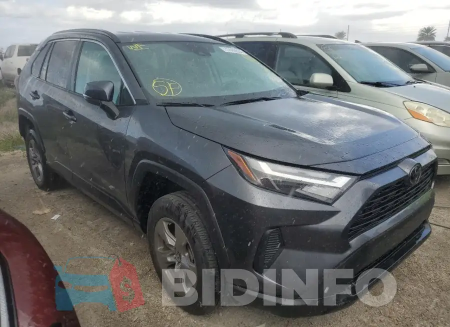 2T3W1RFV7NC180077 Photo# 4