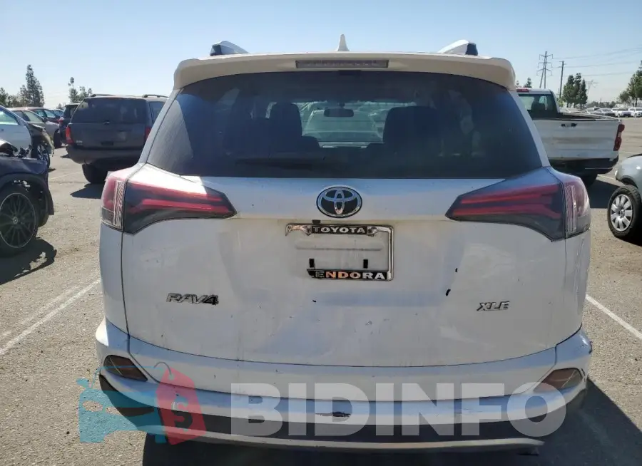 JTMWFREV5GD082277 Photo# 6