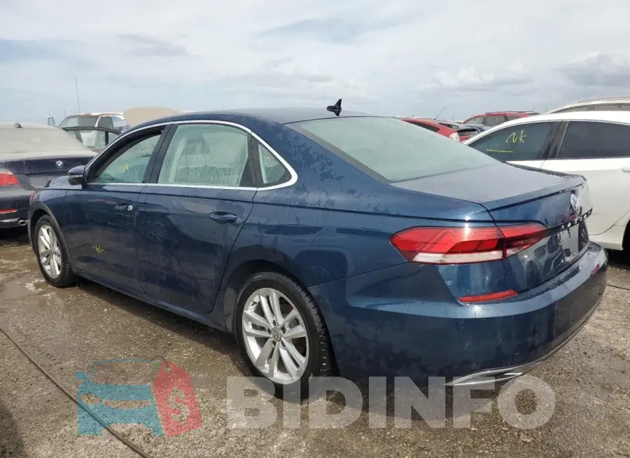 1VWSA7A33LC018256 Photo# 2