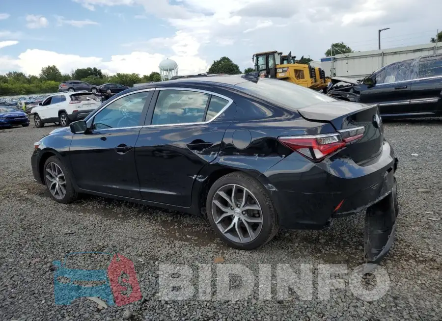 19UDE2F77MA008195 Photo# 2