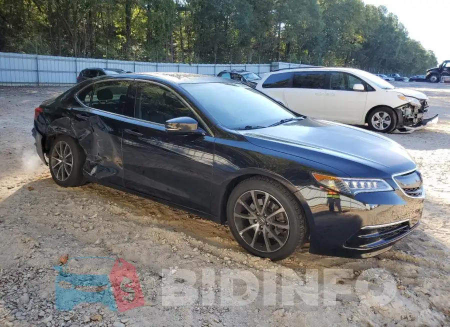 19UUB2F35FA018801 Photo# 4