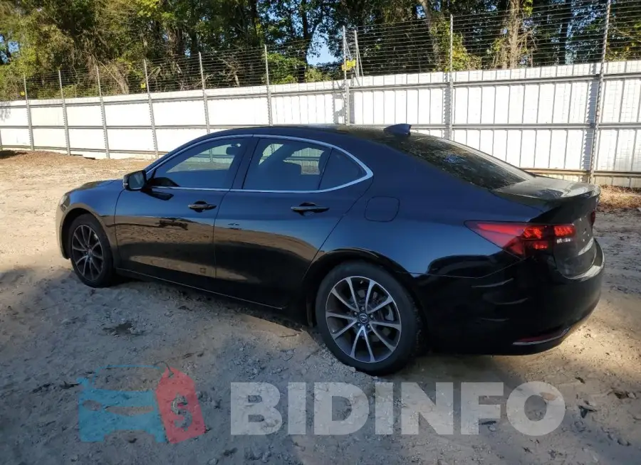 19UUB2F35FA018801 Photo# 2