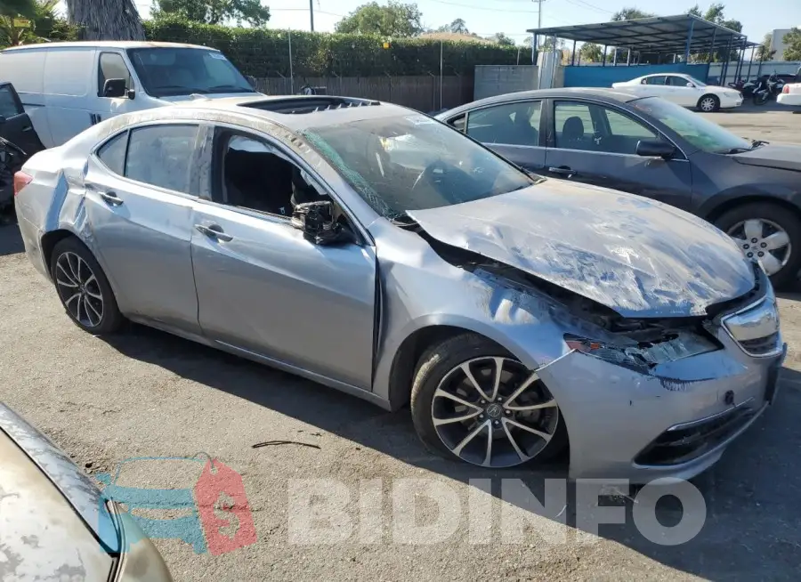 19UUB2F53FA018006 Photo# 4