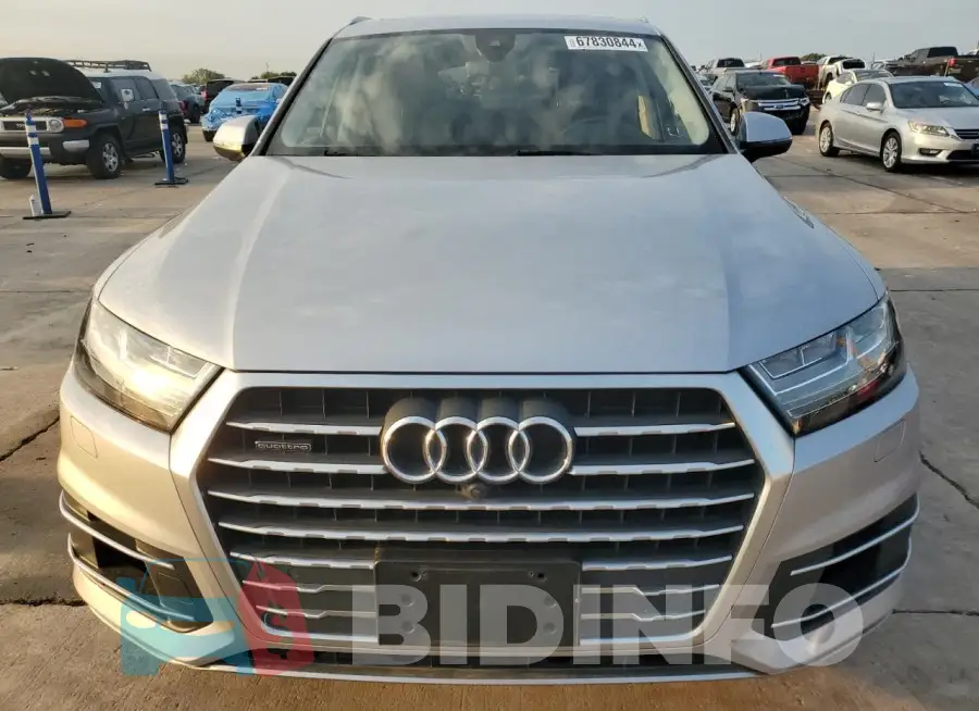 WA1LAAF74KD044433 Photo# 5